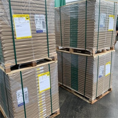 FSC认证350克进口白马牌白底白板纸单面涂布吊牌彩盒包装衬板纸图3