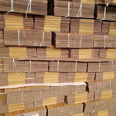 日本黄纸箱厂家台湾黄牛皮日卡纸纸箱瓦楞包装盒物流快递打包箱定图2