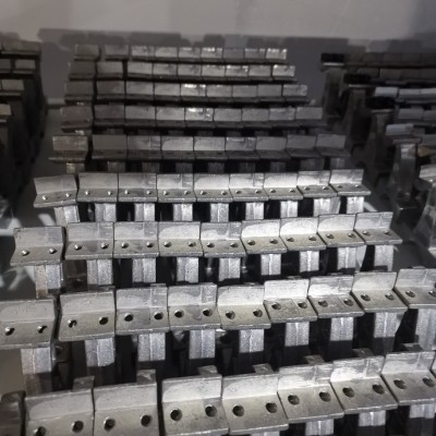 现货供应 钢扣座 织带机配件 织带机钢扣座 铝座图4